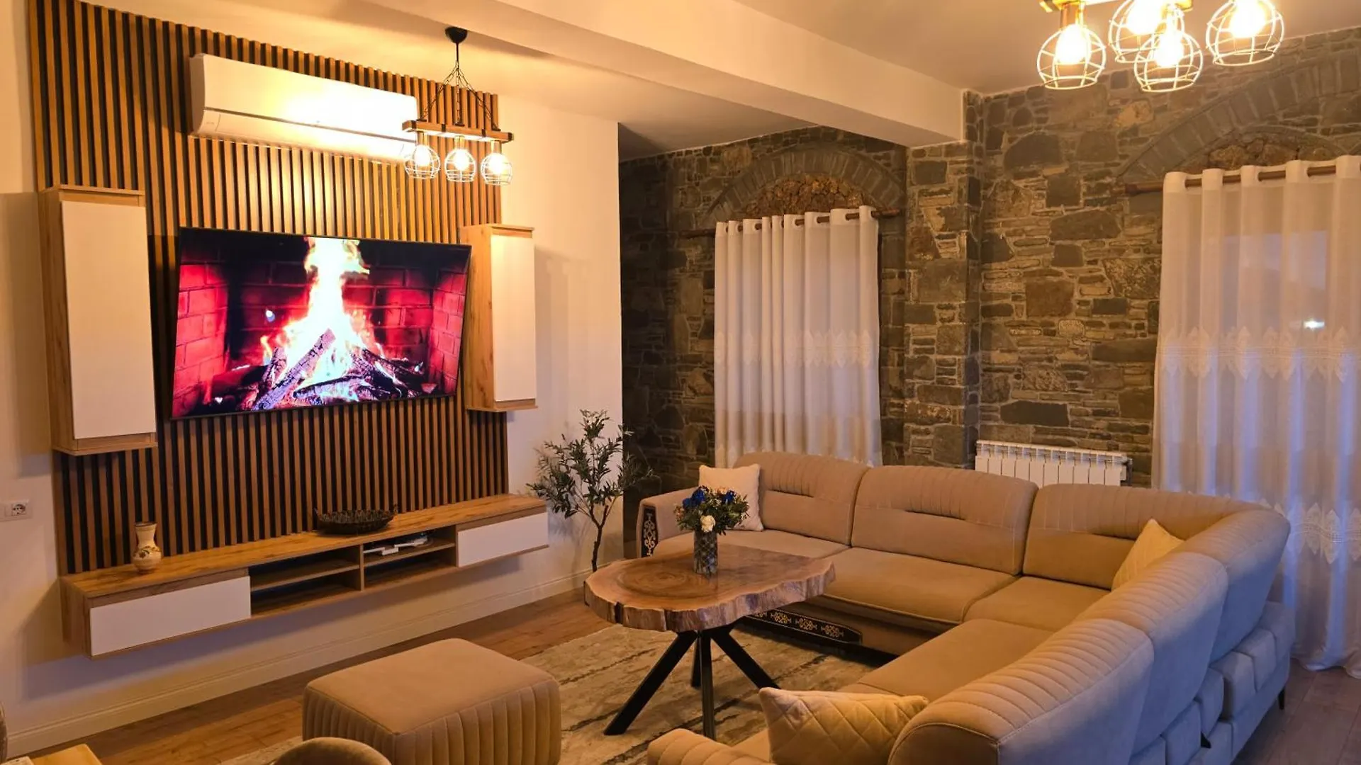 Апартаменты Berat Stone House Албания